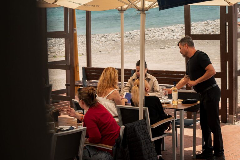 restaurante junto a la playa en gran canaria