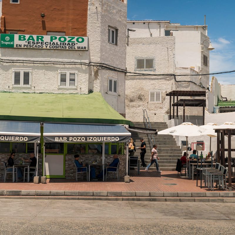 restaurante en la playa Bar pozo